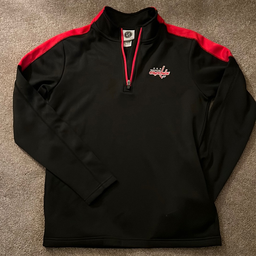 Capitals Pullover